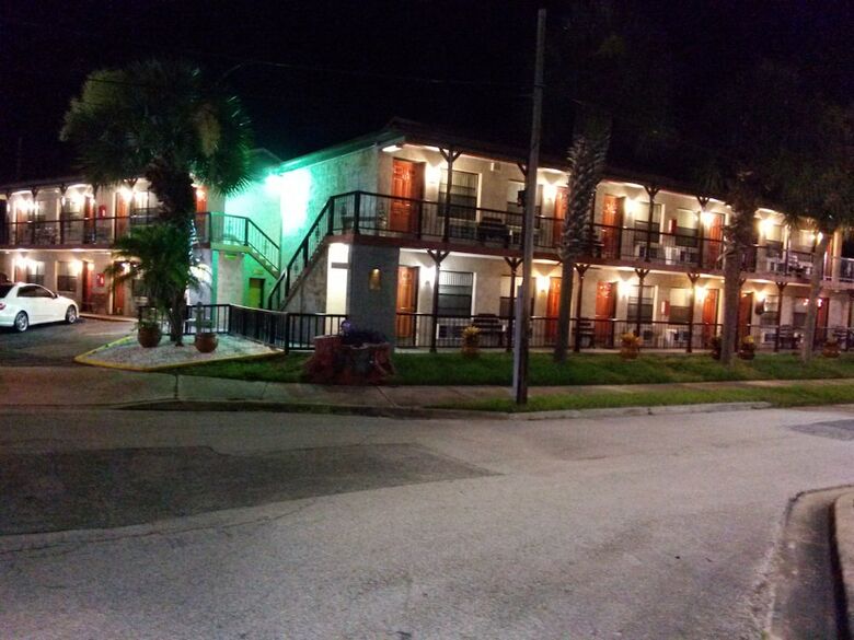 Motel Merida Inn And Suites