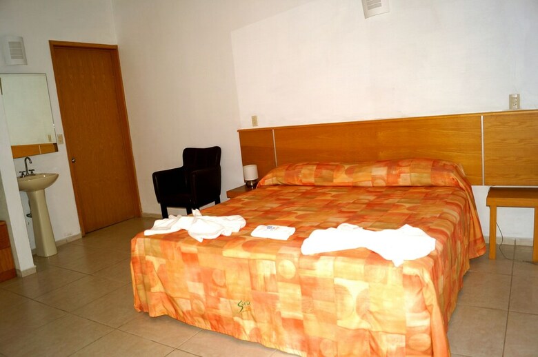 Hotel Sara Suites Ixtapa