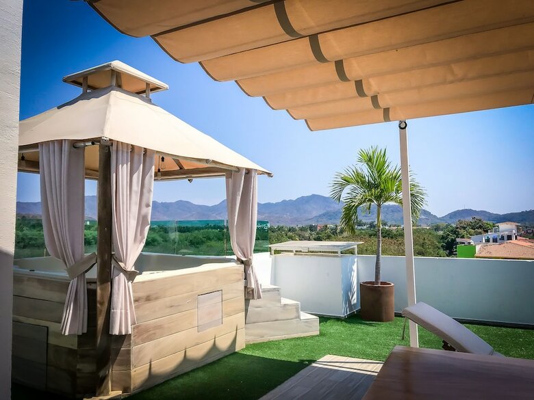 Hotel Sara Suites Ixtapa