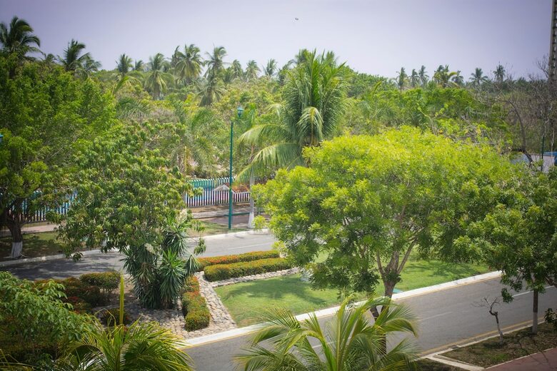 Hotel Sara Suites Ixtapa