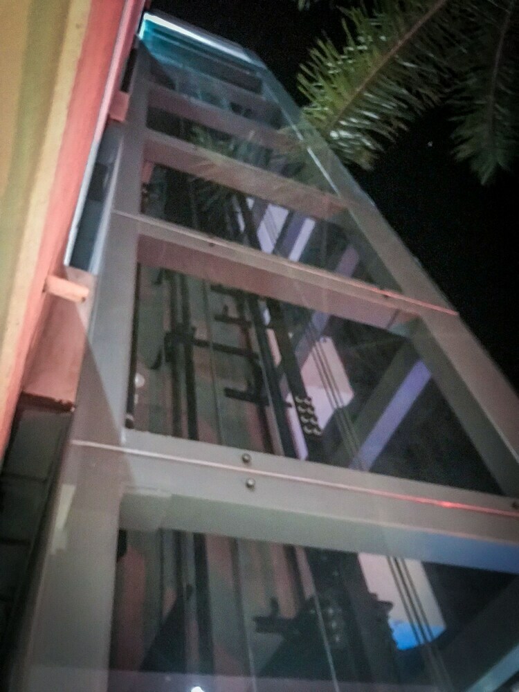 Hotel Sara Suites Ixtapa