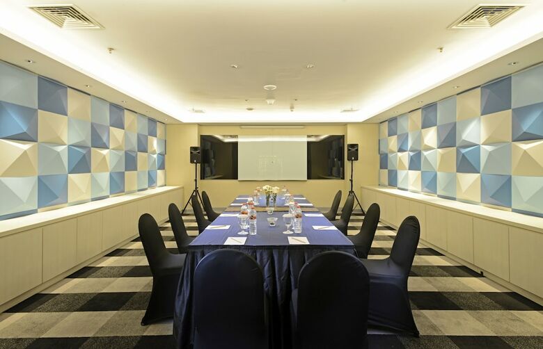 Crown Prince Hotel Surabaya