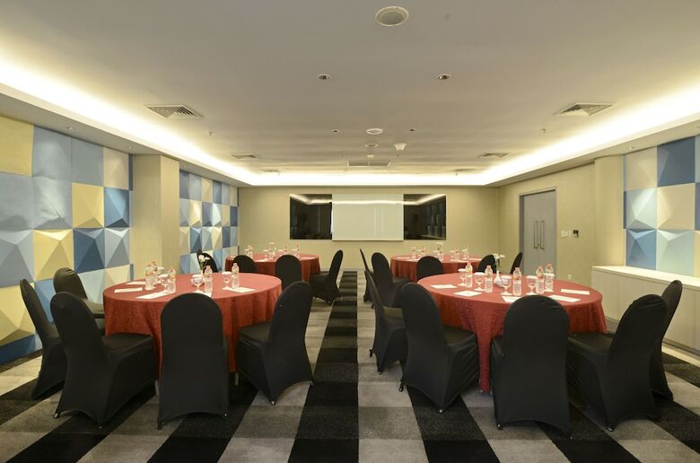 Crown Prince Hotel Surabaya