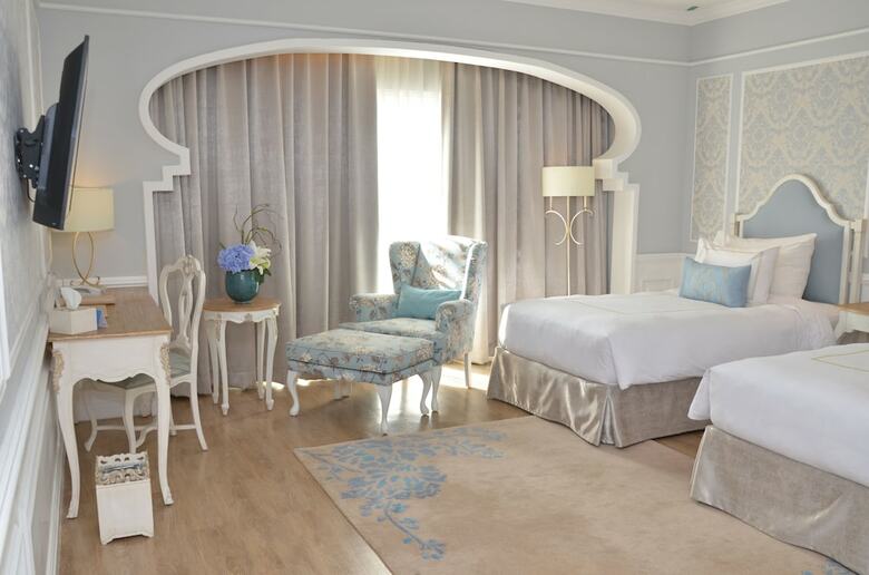 Noor Hotel