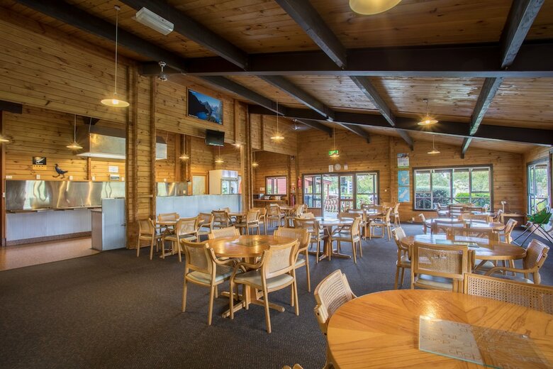 Te Anau Top 10 Holiday Park