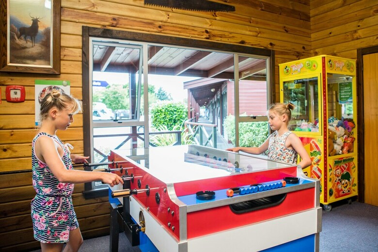 Te Anau Top 10 Holiday Park