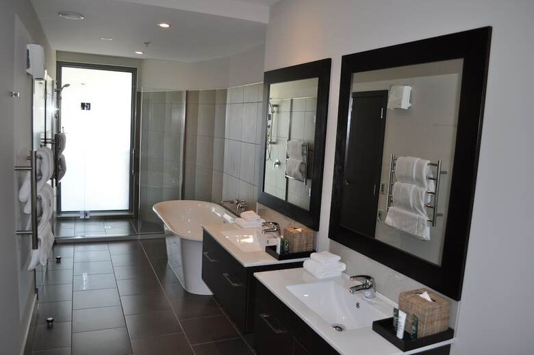 Queenstown Village Apartments