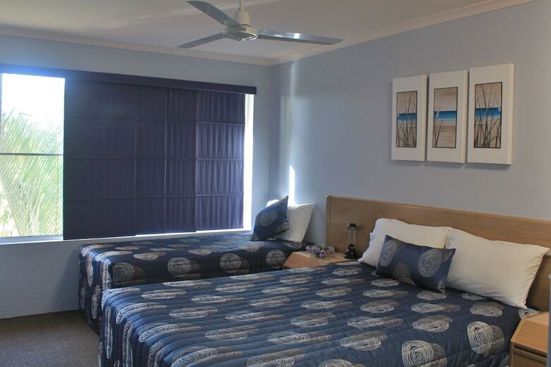 Motel Rainbow Sands Resort