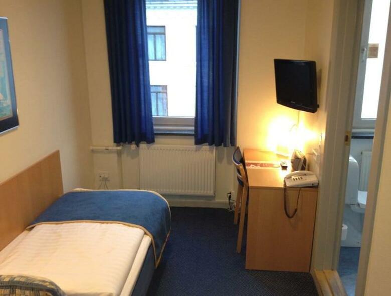 Hotel Maritime