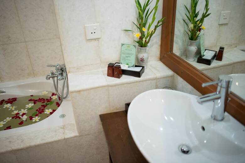 Hotel Aye Yar River View Resort