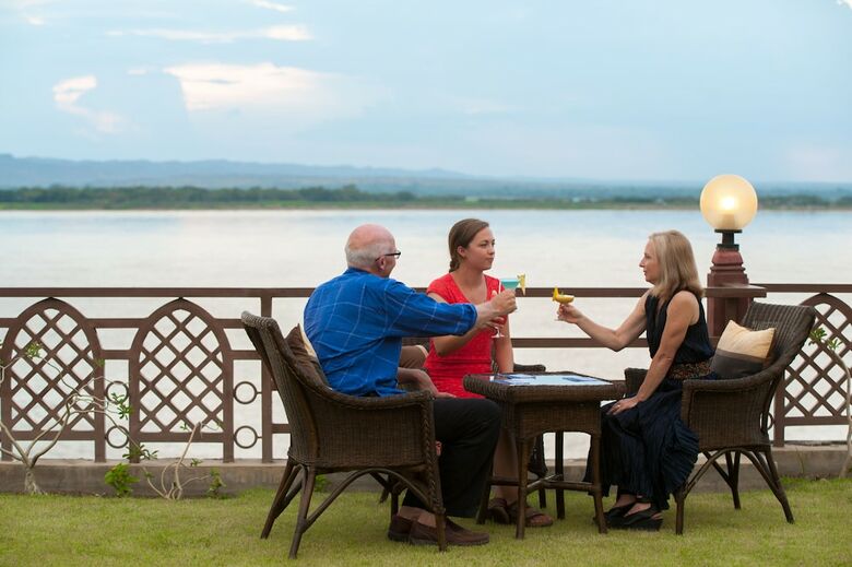 Hotel Aye Yar River View Resort