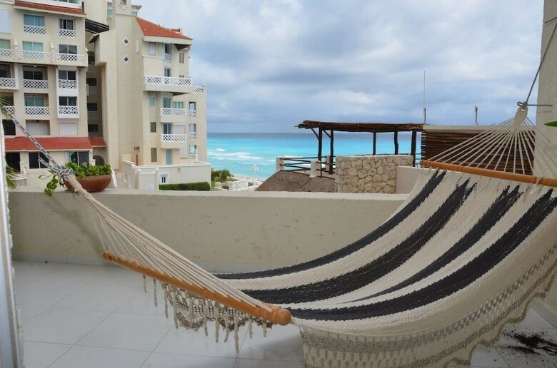 Aparthotel Amigo Rental
