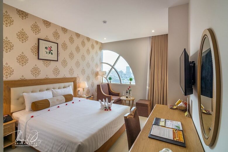 Royal Family Hotel Da Nang
