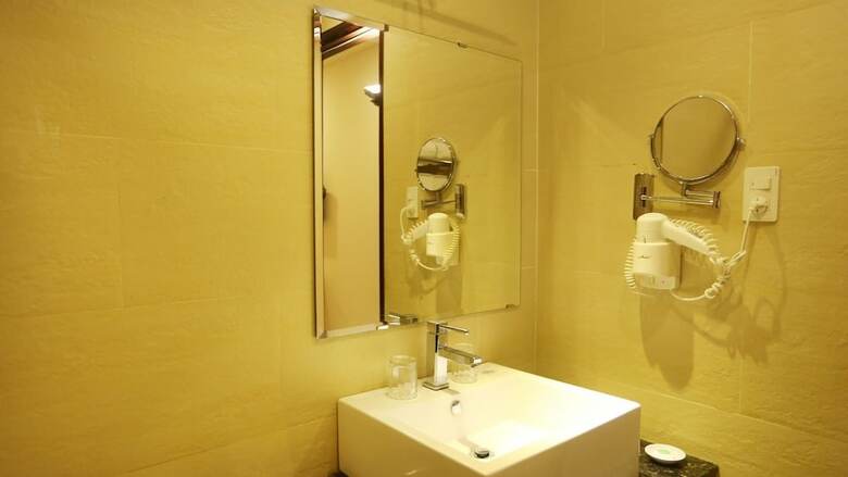 Royal Family Hotel Da Nang