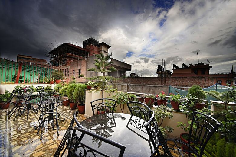 Hotel Osho Home