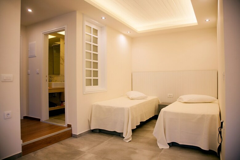 Aparthotel Artemis Village Apartments & Studios