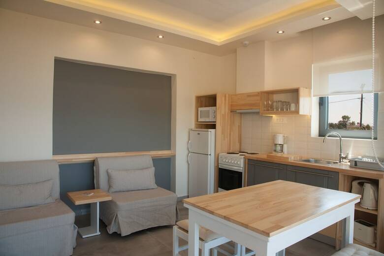 Aparthotel Artemis Village Apartments & Studios