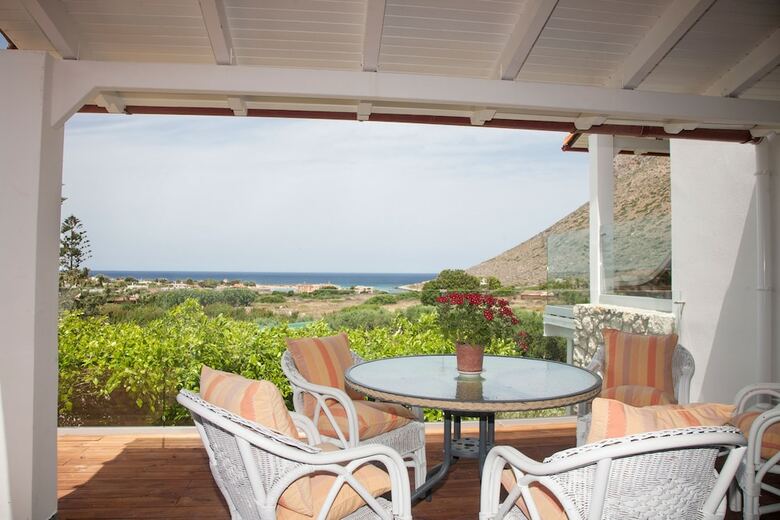 Aparthotel Artemis Village Apartments & Studios