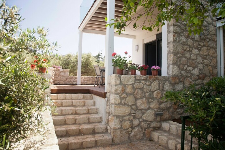 Aparthotel Artemis Village Apartments & Studios