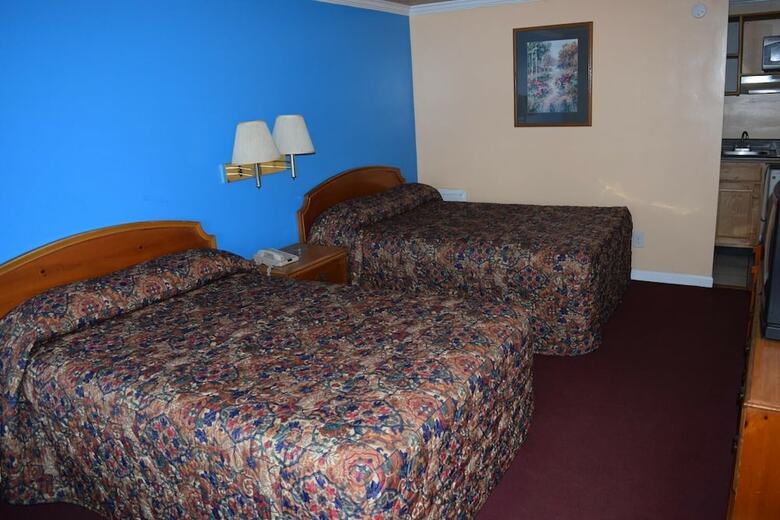 Motel Fort Eustis Inn