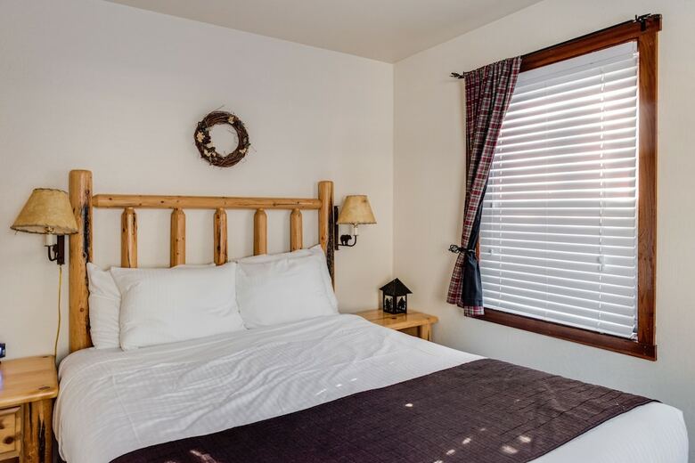 Hotel Franciscan Lakeside Lodge