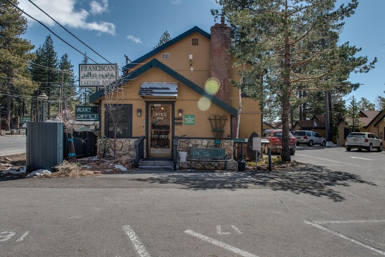 Hotel Franciscan Lakeside Lodge