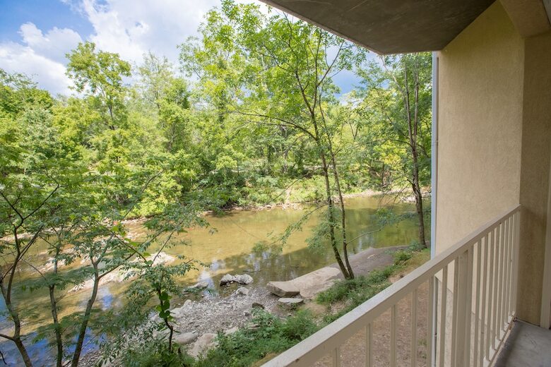 Hotel Twin Mountain Inn & Suites