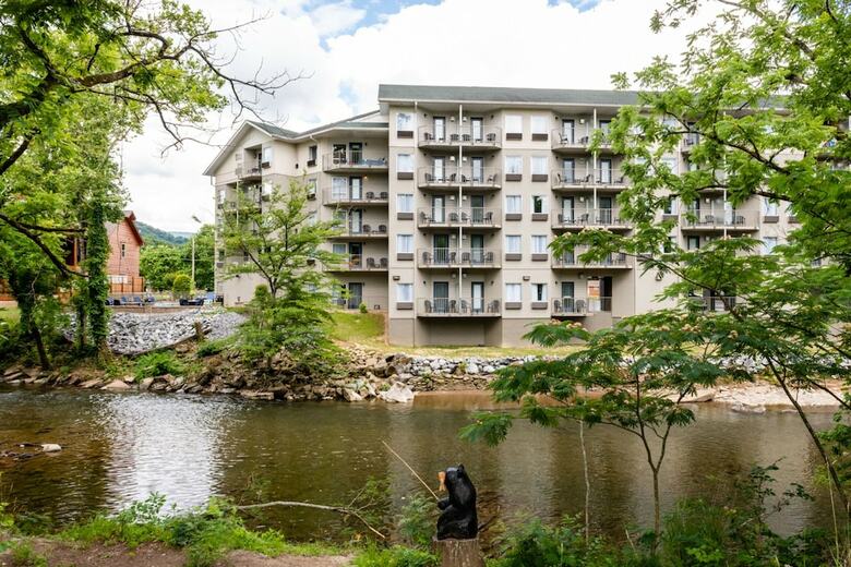 Hotel Twin Mountain Inn & Suites