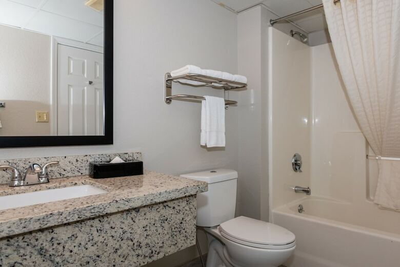 Hotel Twin Mountain Inn & Suites
