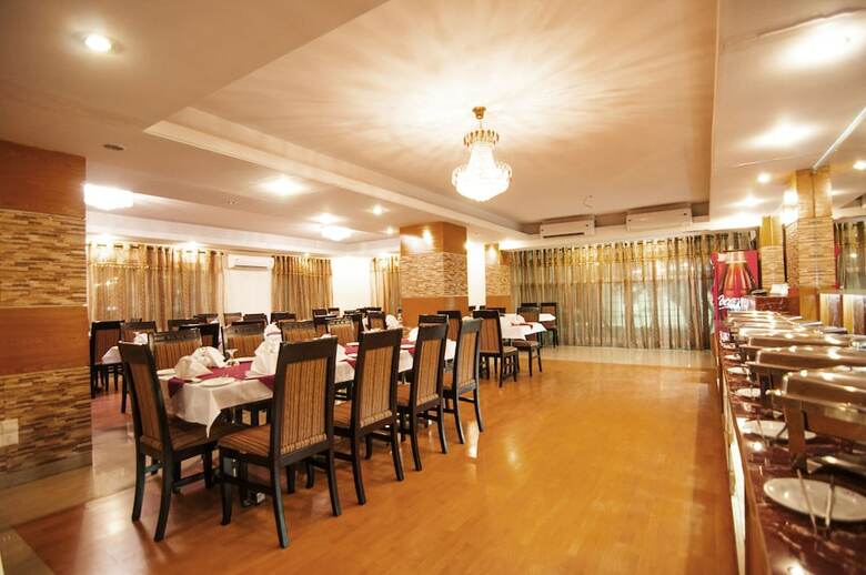 Hotel Century Park Residence