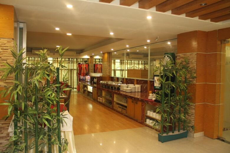 Hotel Century Park Residence