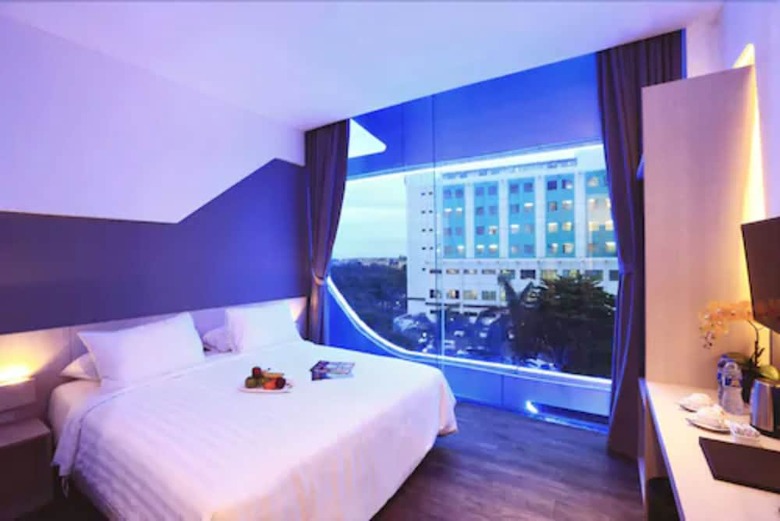 Ozone Hotel Pantai Indah Kapuk