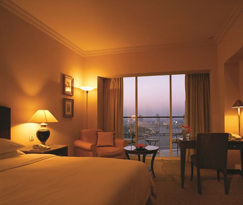 Hotel Grand Nile Tower