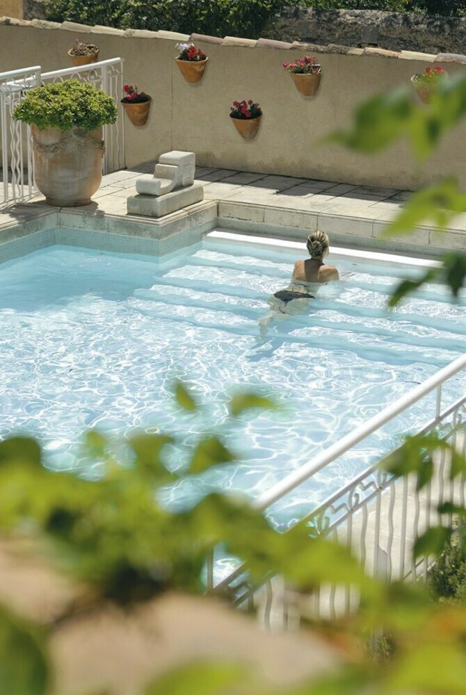 Hotel Boutique H�tel - Hostellerie B�rard & Spa