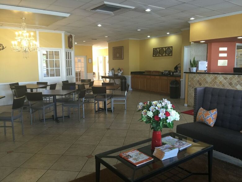 Hotel Econo Lodge