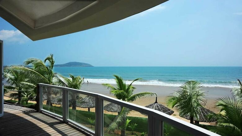 Hotel Sandunes Beach Resort & Spa