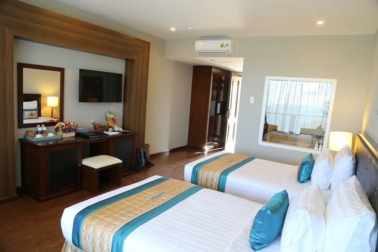 Hotel Sandunes Beach Resort & Spa