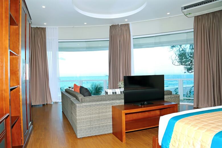 Hotel Sandunes Beach Resort & Spa