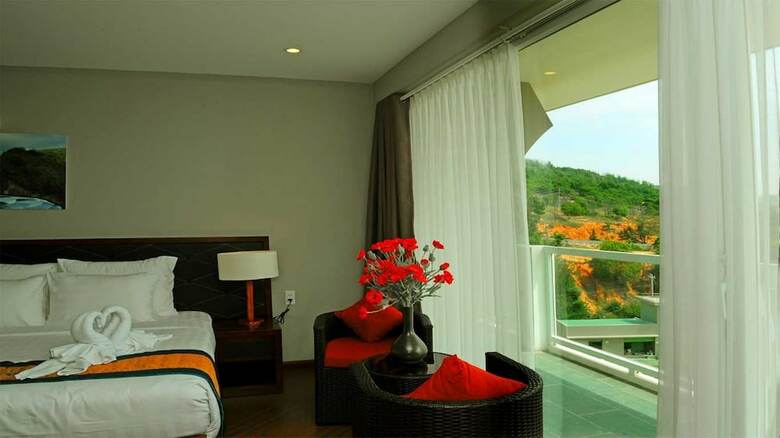 Hotel Sandunes Beach Resort & Spa