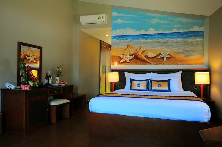 Hotel Sandunes Beach Resort & Spa