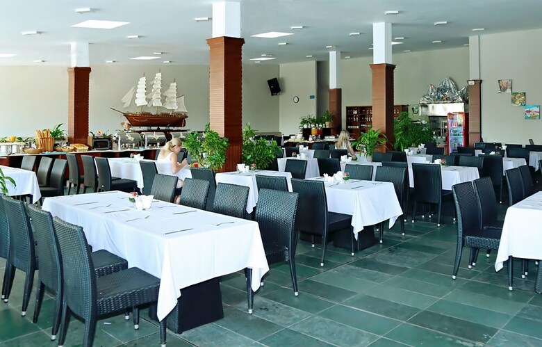 Hotel Sandunes Beach Resort & Spa