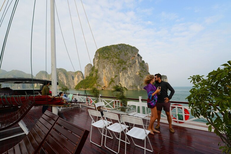 Imperial Legend Cruise Halong