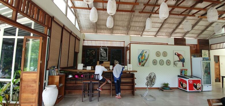 Hotel Isle Beach Resort