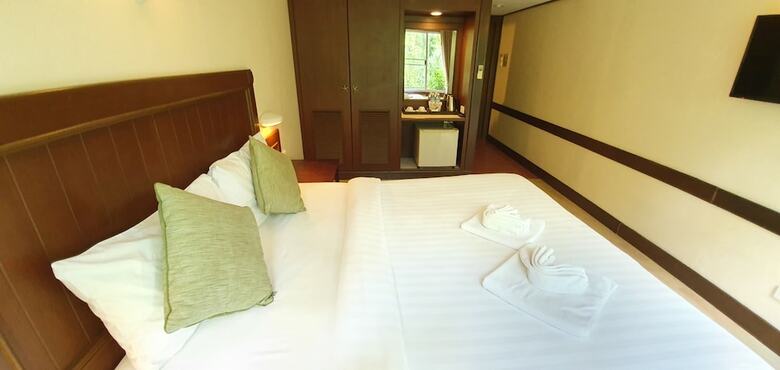 Hotel Isle Beach Resort