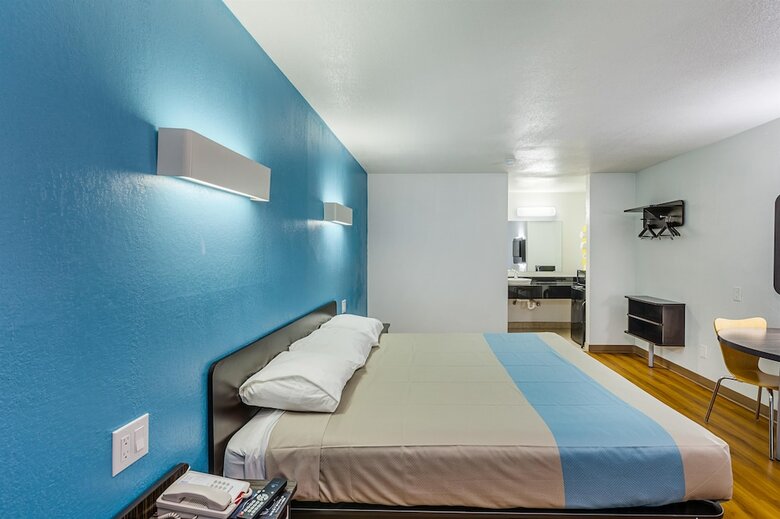 Motel 6 Fort Worth Convention Center
