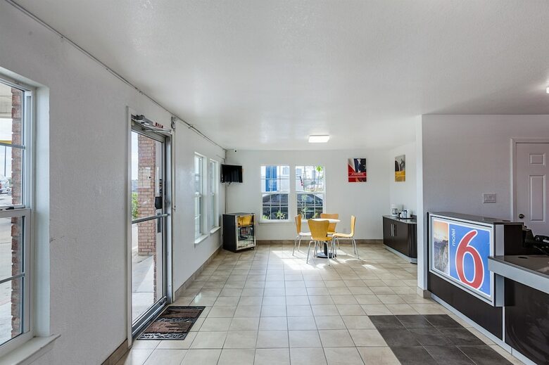 Motel 6 Fort Worth Convention Center