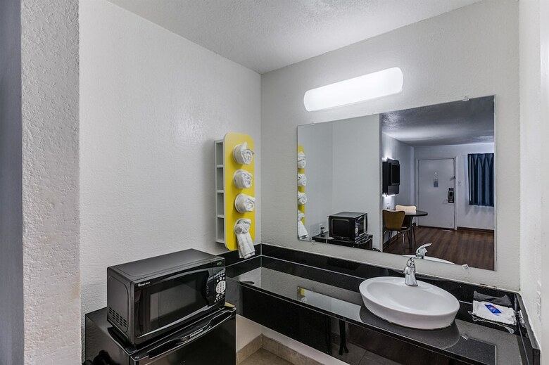 Motel 6 Fort Worth Convention Center