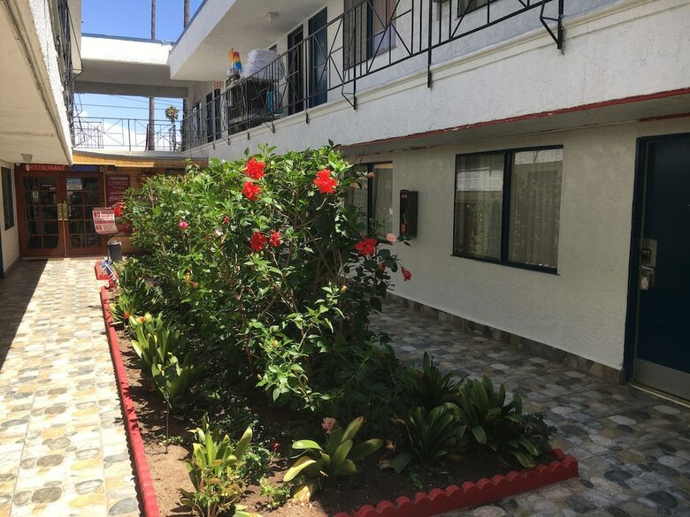 Hostal Los Angeles Backpackers Paradise Hostel