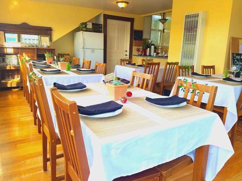 Bed & Breakfast Captain's Inn At Moss Landing