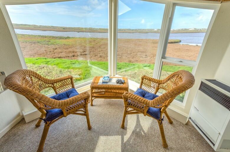 Bed & Breakfast Captain's Inn At Moss Landing